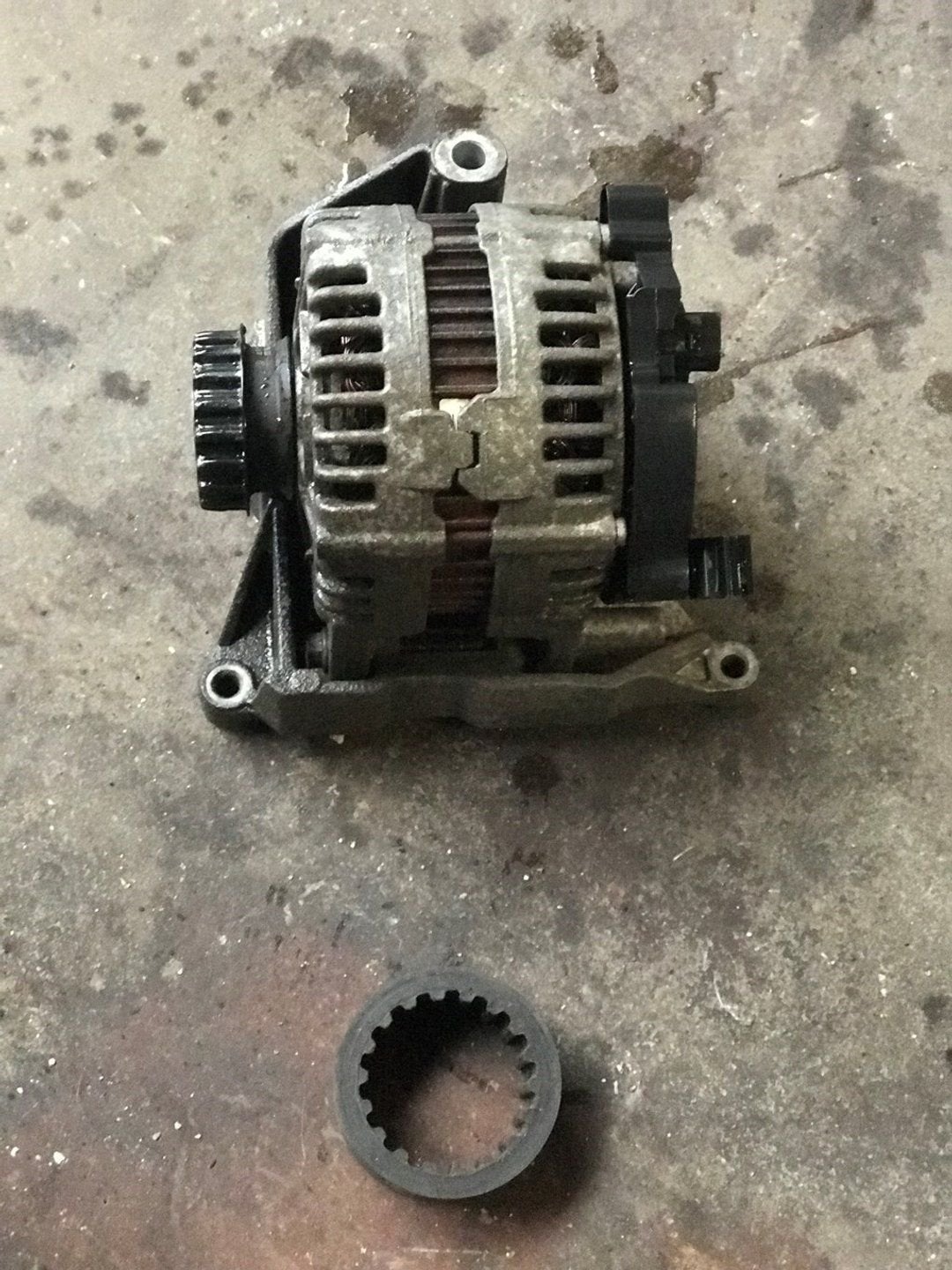 Volkswagen T5 2.5 dynamo, Volkswagen, -, Utilisé, -