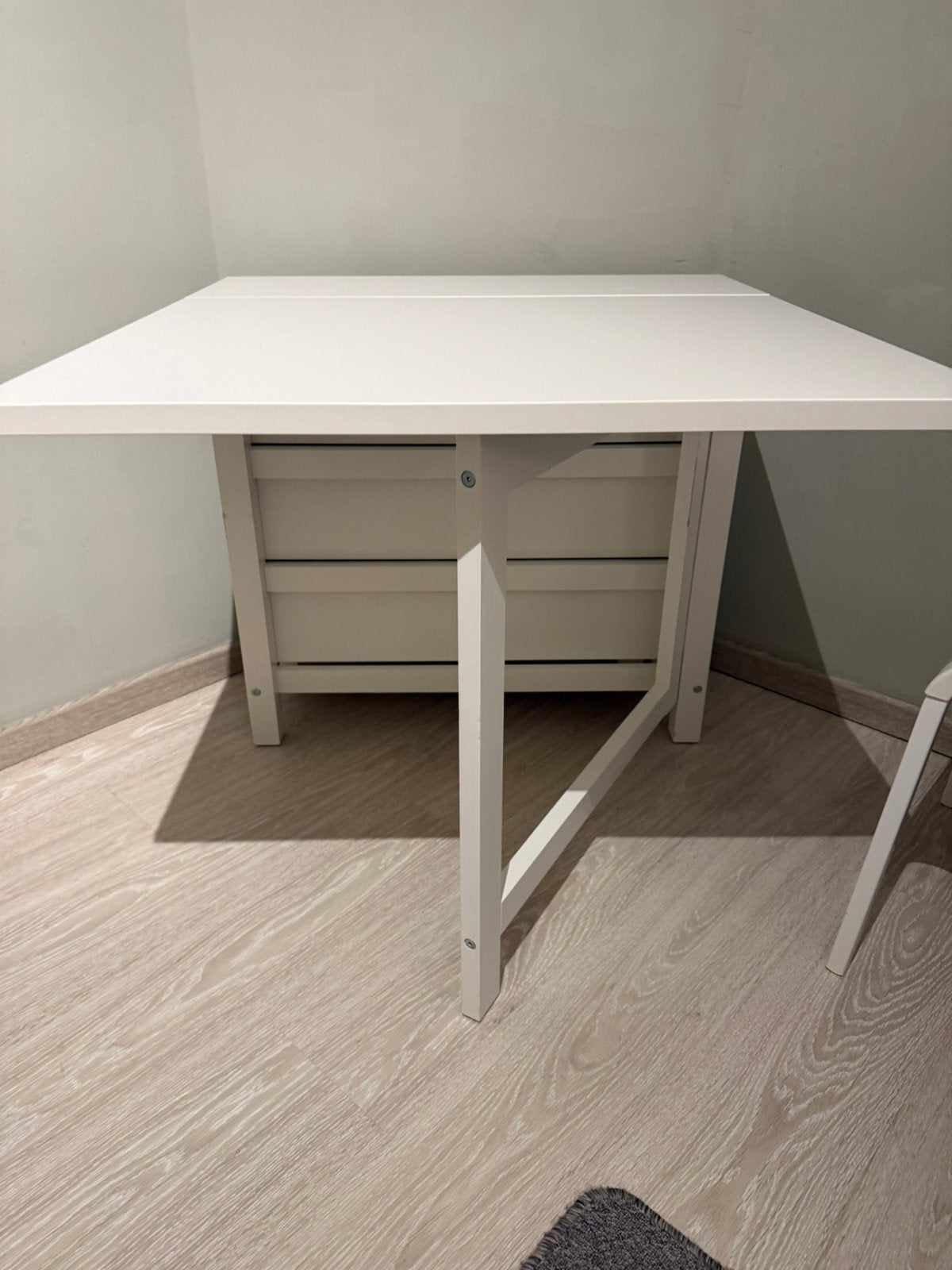 Table extensible blanche ikea (a anderlecht), Maison & Meubles, Enlèvement, Comme neuf, IKEA, Blanc