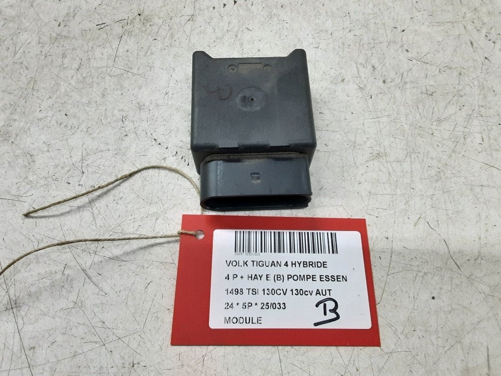 UNITE ELECTRONIQUE Volkswagen Tiguan (CT1) (5Q0906093B), Volkswagen, Mevr. I. Hauben, Utilisé, Rue de l'Espoir 34 34
4030  GRIVEGNÉE, BE