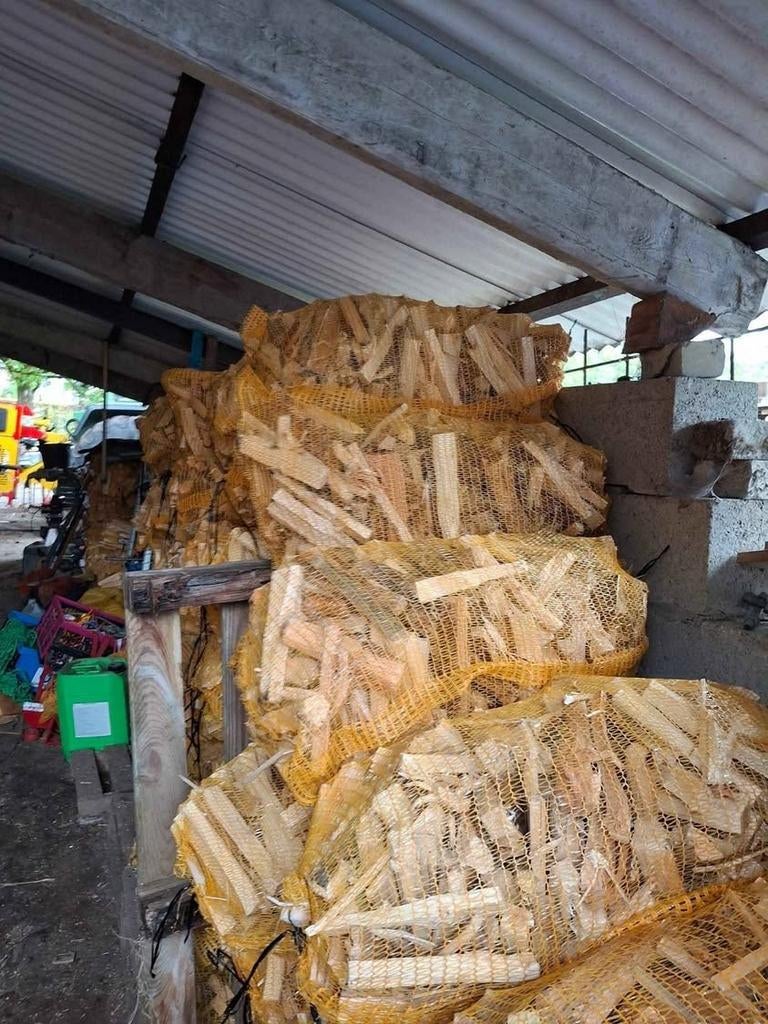 Grand sac de bois d'allumage, Moins de 3 m³, Enlèvement ou Envoi, Autres essences de bois, Troncs d'arbres