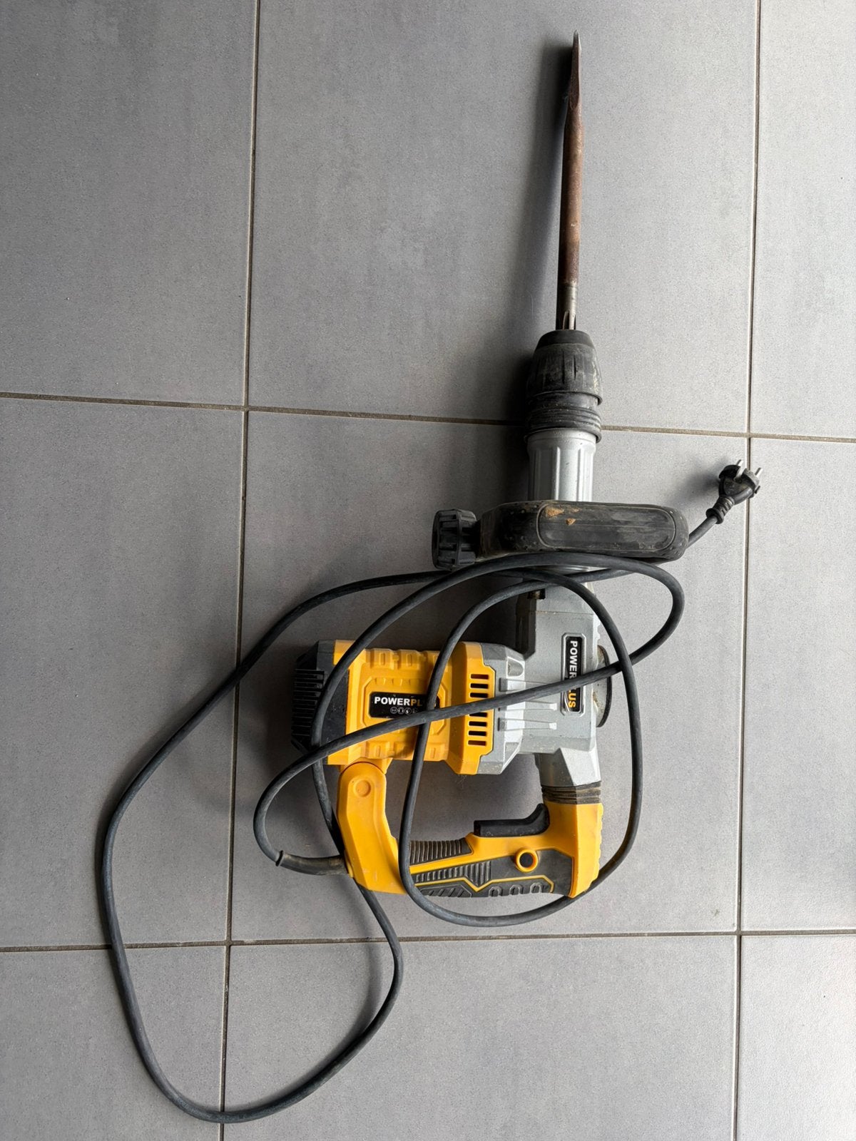 Powerplus POWX11832 breekhaler 1300 W, Ophalen