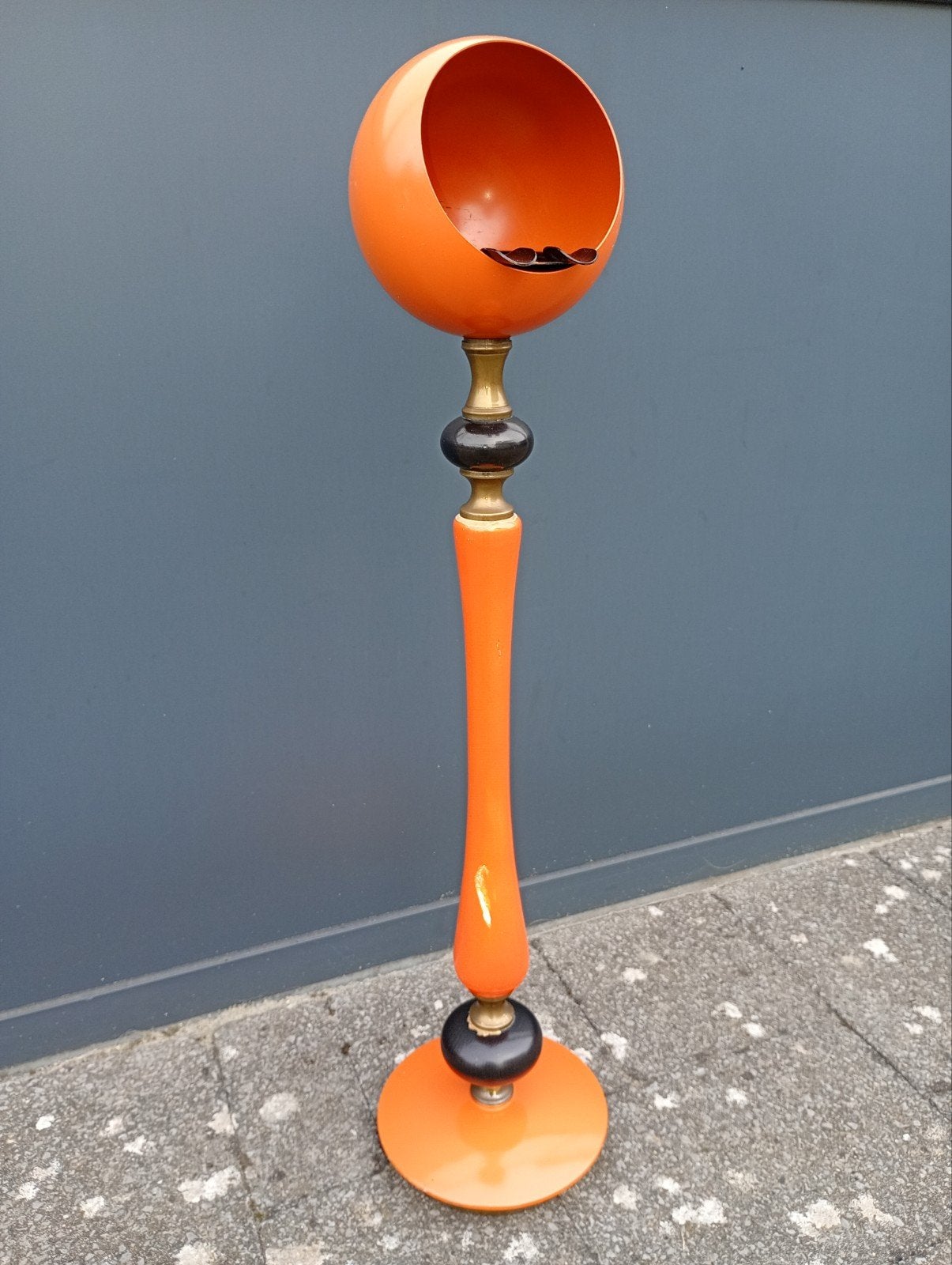 Vintage Italiaanse staande asbak, Ophalen
