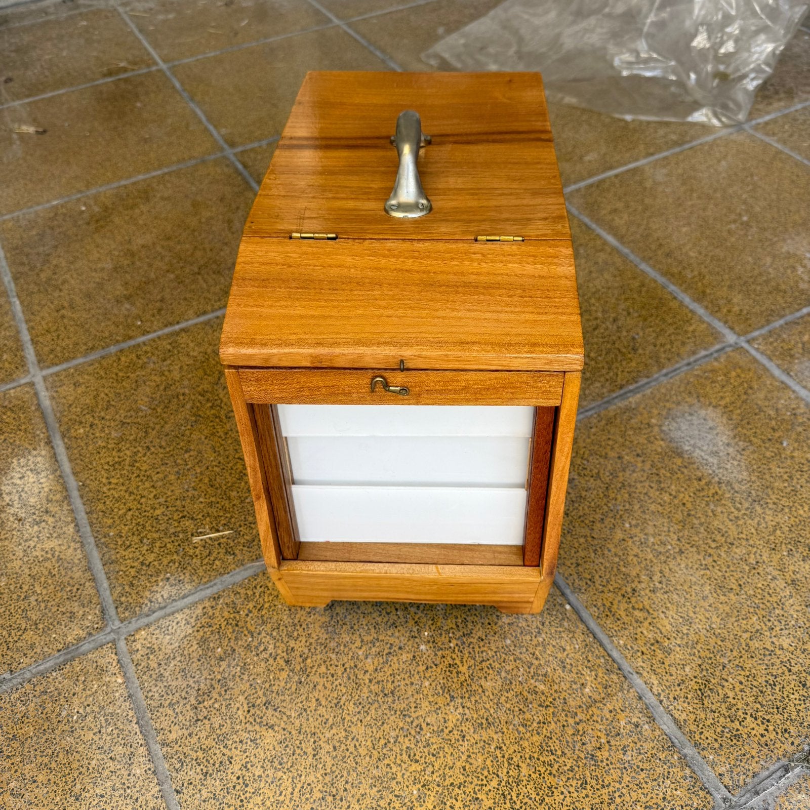 Volledig nieuw vinkenkooi/zangkooi met zijramen, Ophalen, Nieuw, Hout, Overige typen