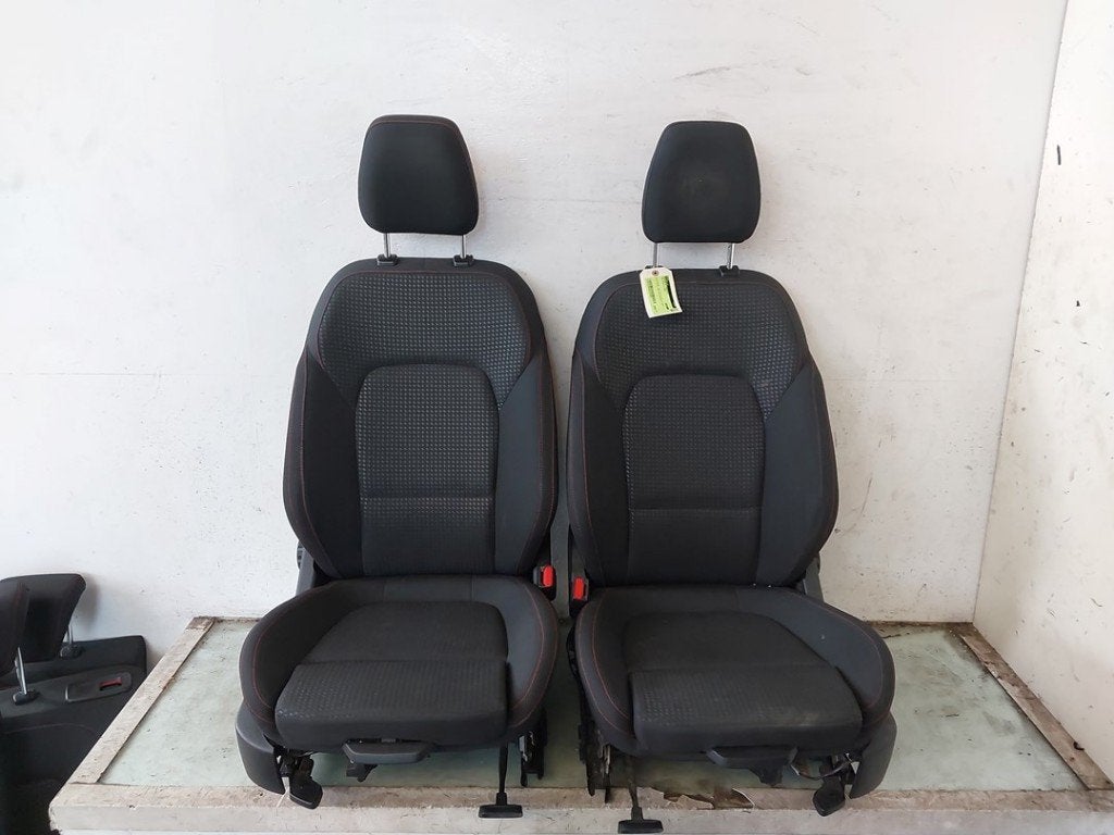 INTERIEUR Ford Focus 4 (01-2018/12-2025), Auto-onderdelen, Gebruikt, Henry-Ford-Straße  1
50735  Köln, DE, Ford-Werke GmbH, Kunden@ford.com
