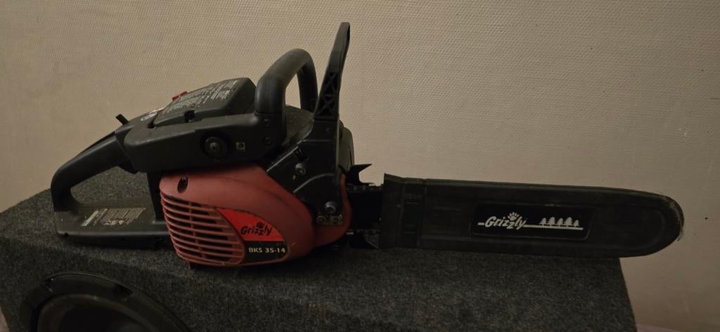 Tronçonneuse a moteur 2 temps 80 euros, Enlèvement