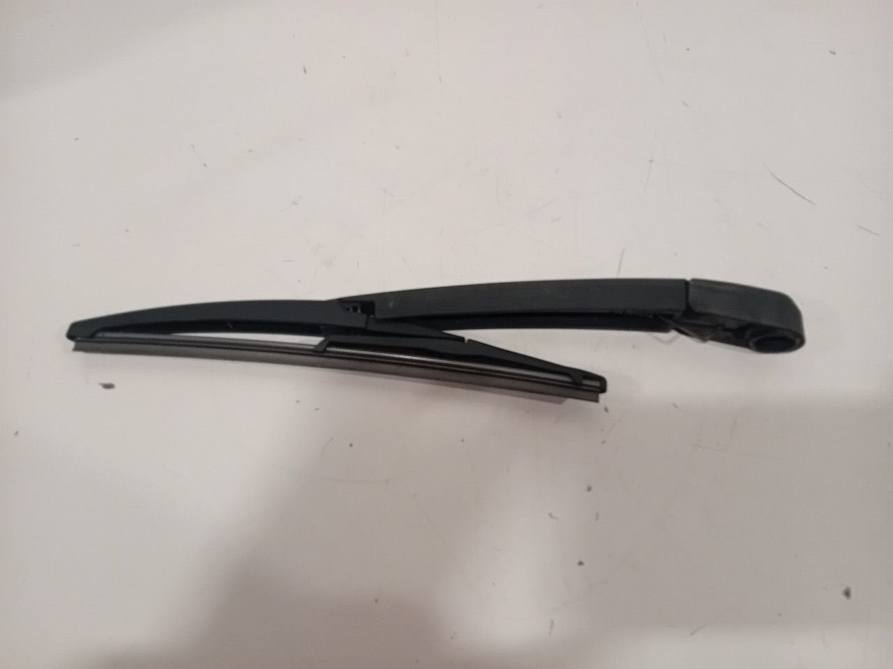 Ruitenwisserarm achterruit Hyundai Kona, Onderdelen@venauto.nl, Van der Ven Autorecycling B.V., Gebruikt, Ettenseweg 76, 4706 PB Roosendaal, The Netherlands