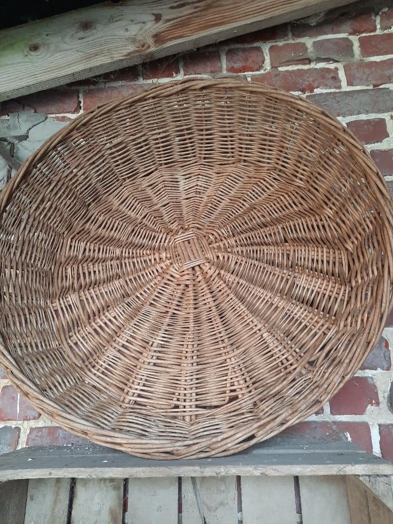rieten mand geschikt voor decoratie of display, Huis en Inrichting, Ophalen, Gebruikt, Mand, Rond