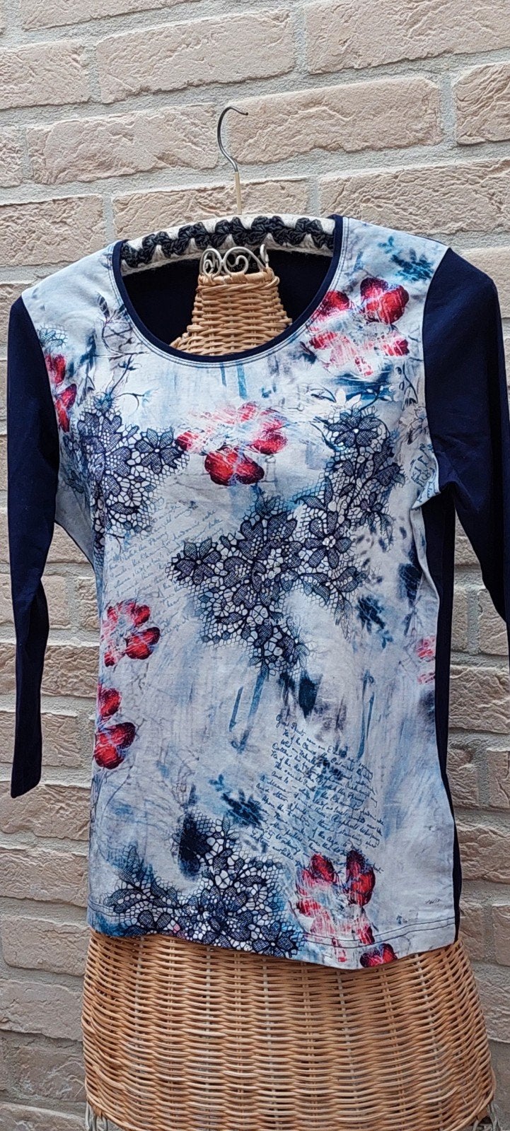 truitje maat 38 clarina, Kleding | Dames, Maat 38/40 (M), Overige kleuren, Zo goed als nieuw, Clarina