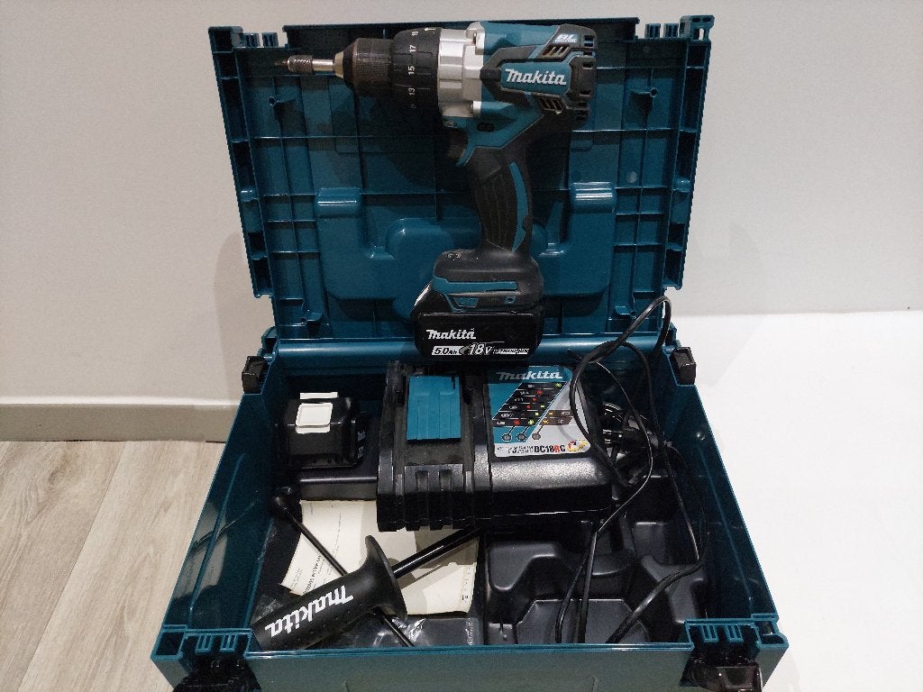Makita klopboor schroefmachine, Ophalen, Zo goed als nieuw, Boor- en Schroefmachine, Klopboormechanisme