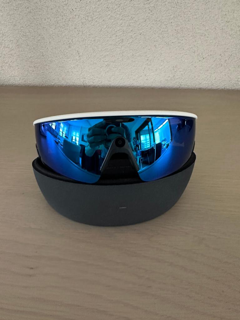 Oakley Meta, Ophalen of Verzenden, Zo goed als nieuw, Zonnebril, Oakley