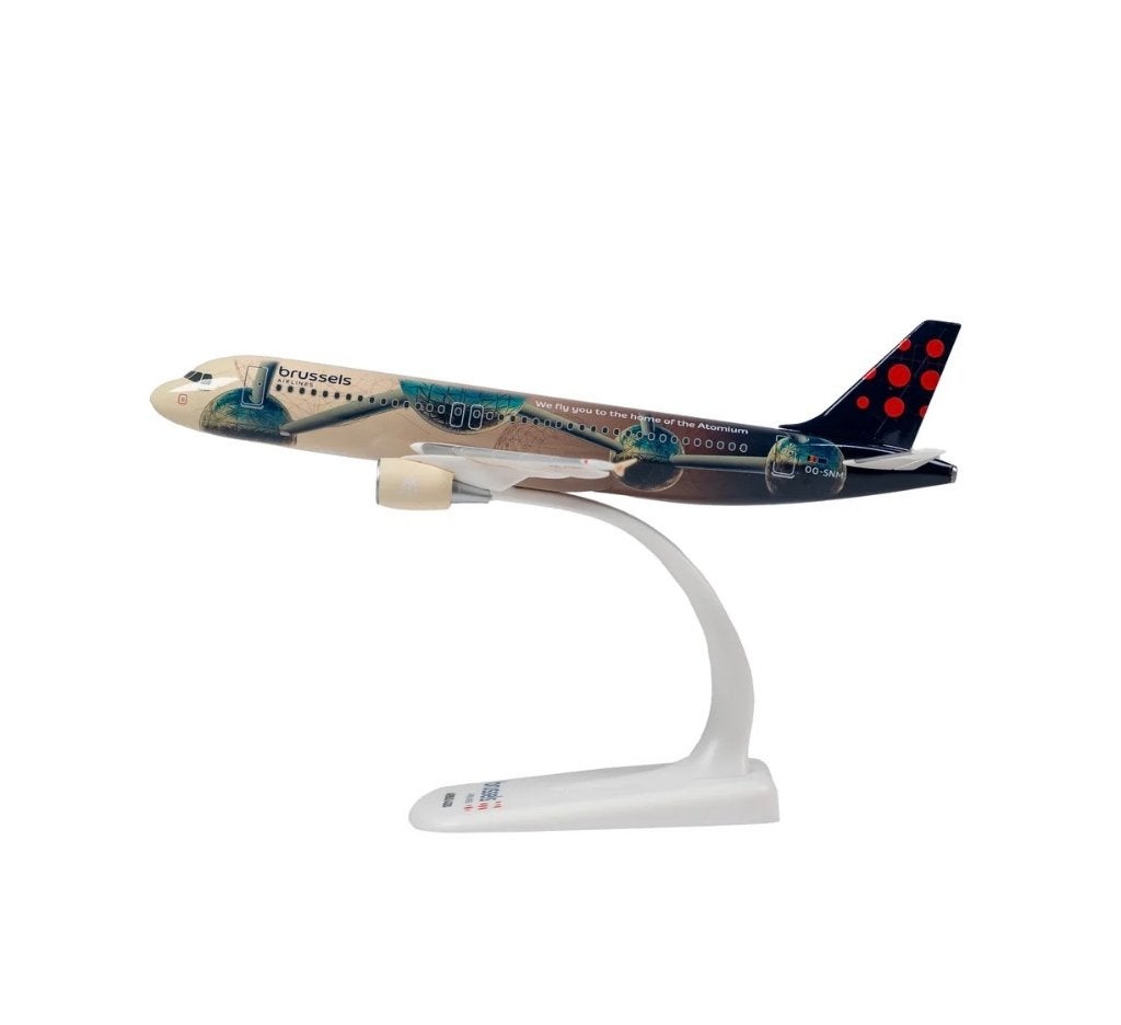 Brussels Airlines A320 ‘Atomium’ 1:200 NIEUW, Overige merken, 1:144 tot 1:200, Nieuw, Ophalen of Verzenden