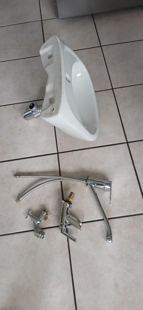 Gootseen + kraan, Doe-het-zelf en Bouw, Sanitair, Ophalen, Gebruikt, Kraan