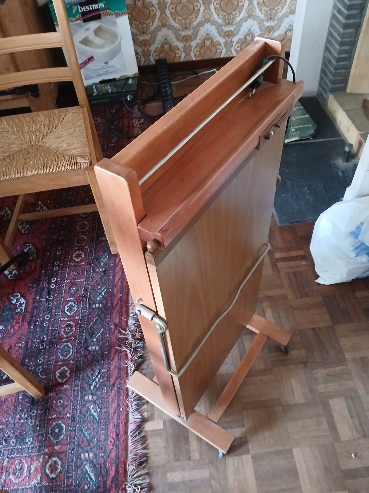Valet de nuit vintage en bois Fratelli Reguitti - Presse à p, Enlèvement ou Envoi