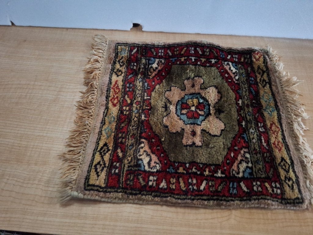 tafelkleedje vintage tapijtje, Huis en Inrichting, Ophalen of Verzenden, Zo goed als nieuw