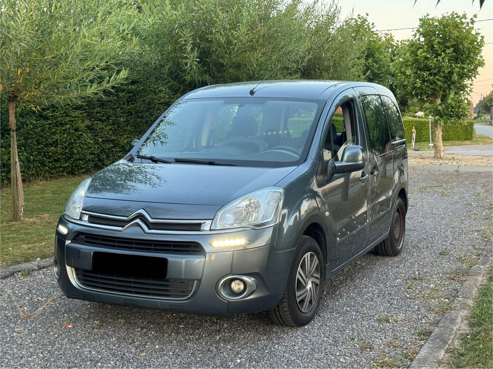 Citroen Berlingo 1.6i 1ste eigenaar /2012/Onderhoudsboekje, Auto's, Bestelwagens en Lichte vracht, Bedrijf, Handgeschakeld, 5 deurs