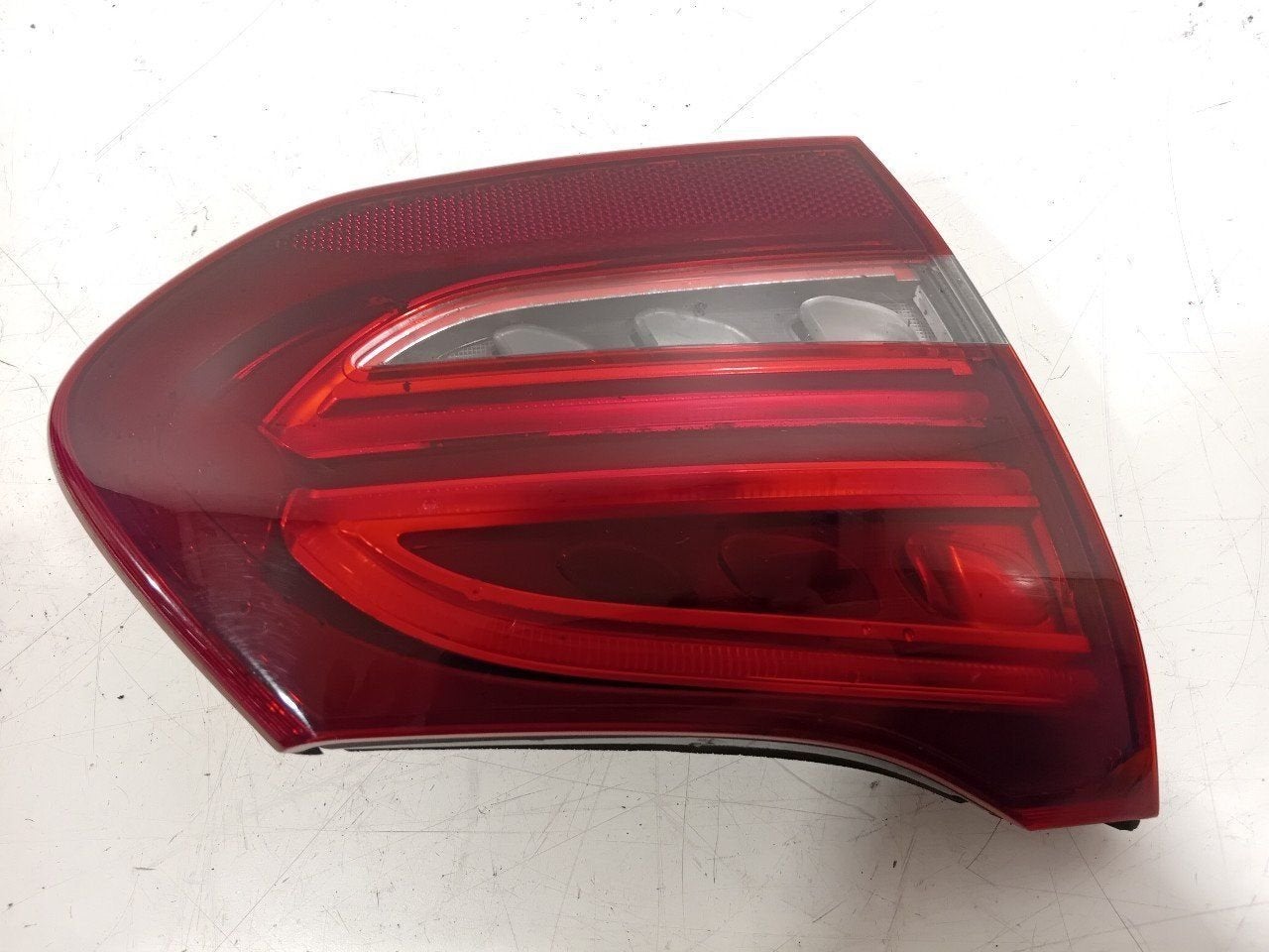 Achterlicht kofferdeksel achterklep links Mercedes-Benz C-Kl, Auto-onderdelen, Onderdelen@venauto.nl, Van der Ven Autorecycling B.V.