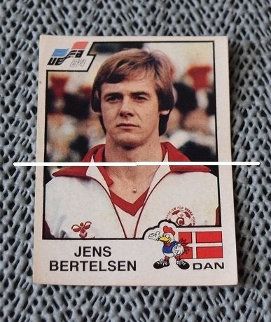 Panini / Euro 84 / Denemarken / Jens Bertelsen, Verzamelen, Verzenden, Zo goed als nieuw, Poster, Plaatje of Sticker