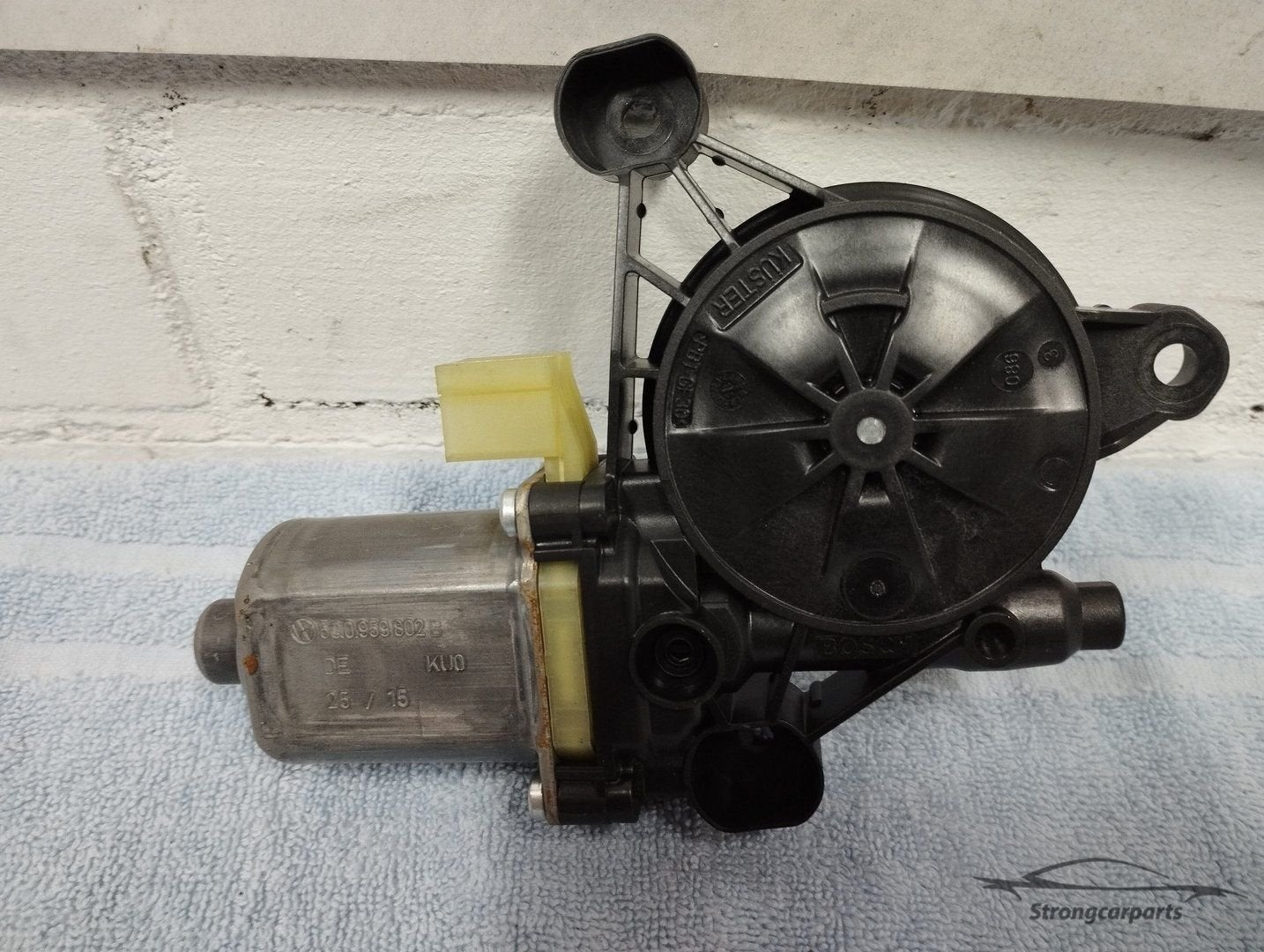 Raammotor rechts voor VW Golf 7 5G1 5Q0959802B, Volkswagen, -, Utilisé, -