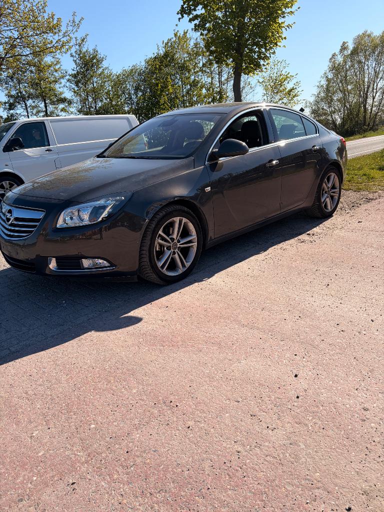 Opel insignia 52000 km, Auto's, Euro 5, Leder, Particulier, Insignia