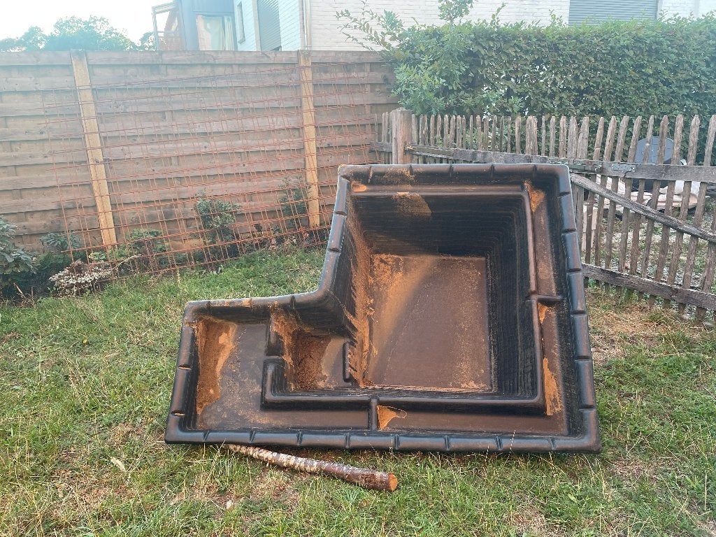 voorgevormde plastic vijver, Ophalen, Gebruikt