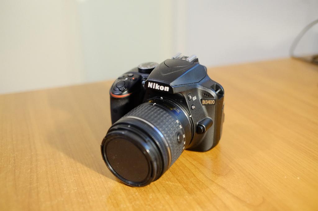 Nikon D3400, Audio, Tv en Foto, Fotocamera's Digitaal, Spiegelreflex, Ophalen of Verzenden, Zo goed als nieuw, Nikon
