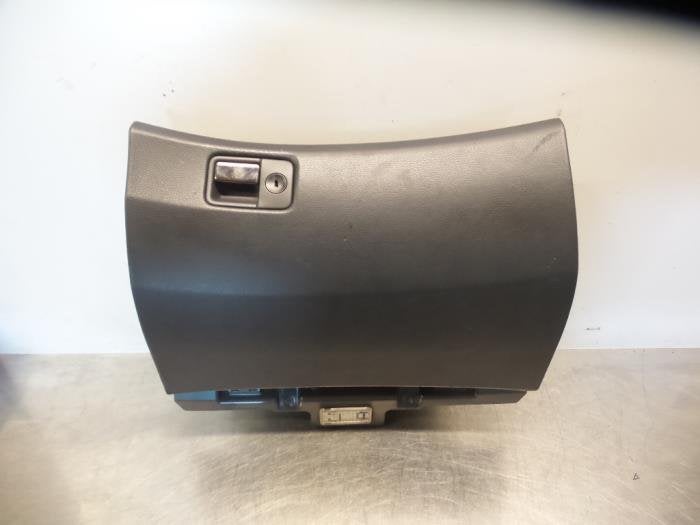 Dashboardkastje van een Volvo S80, Gebruikt, -, -, Ophalen of Verzenden