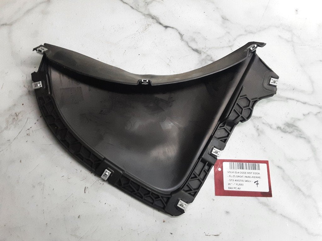 BODEMBESCHERMPLAAT Volkswagen ID.4 (E21) (11A805826A), Gebruikt, Volkswagen, Mevr. I. Hauben, Rue de l'Espoir 34 34
4030  GRIVEGNÉE, BE