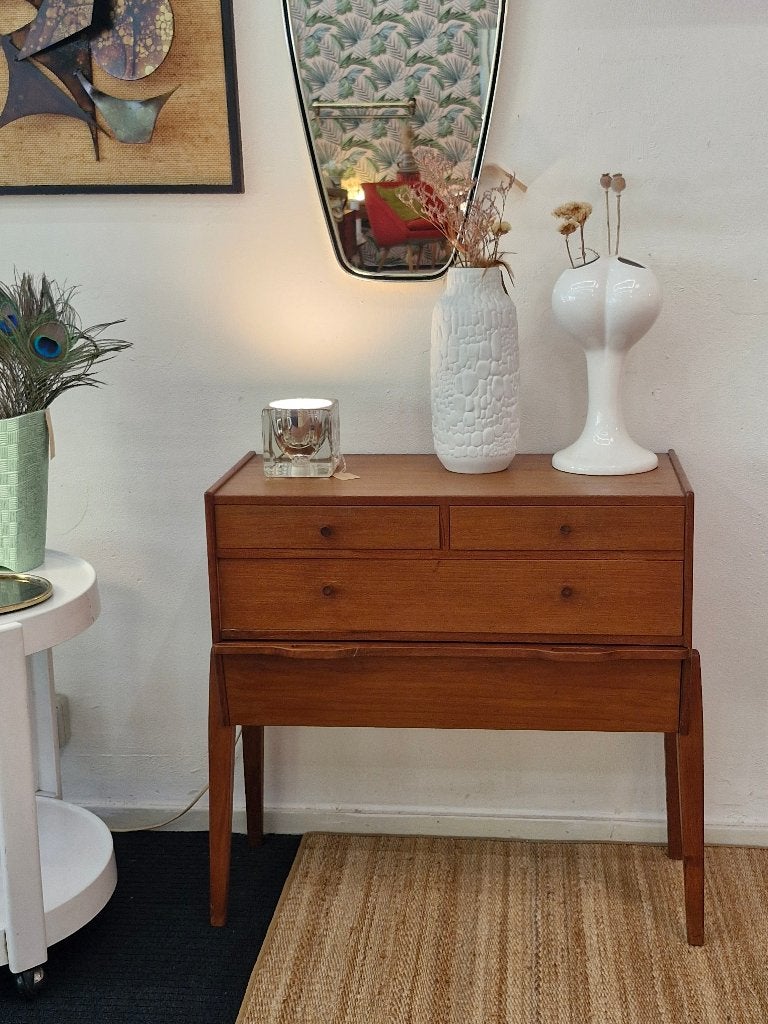 Mooi vintage ladekastje Deens 70s knop/greep, Huis en Inrichting, Kasten | Overige, Ophalen, Gebruikt