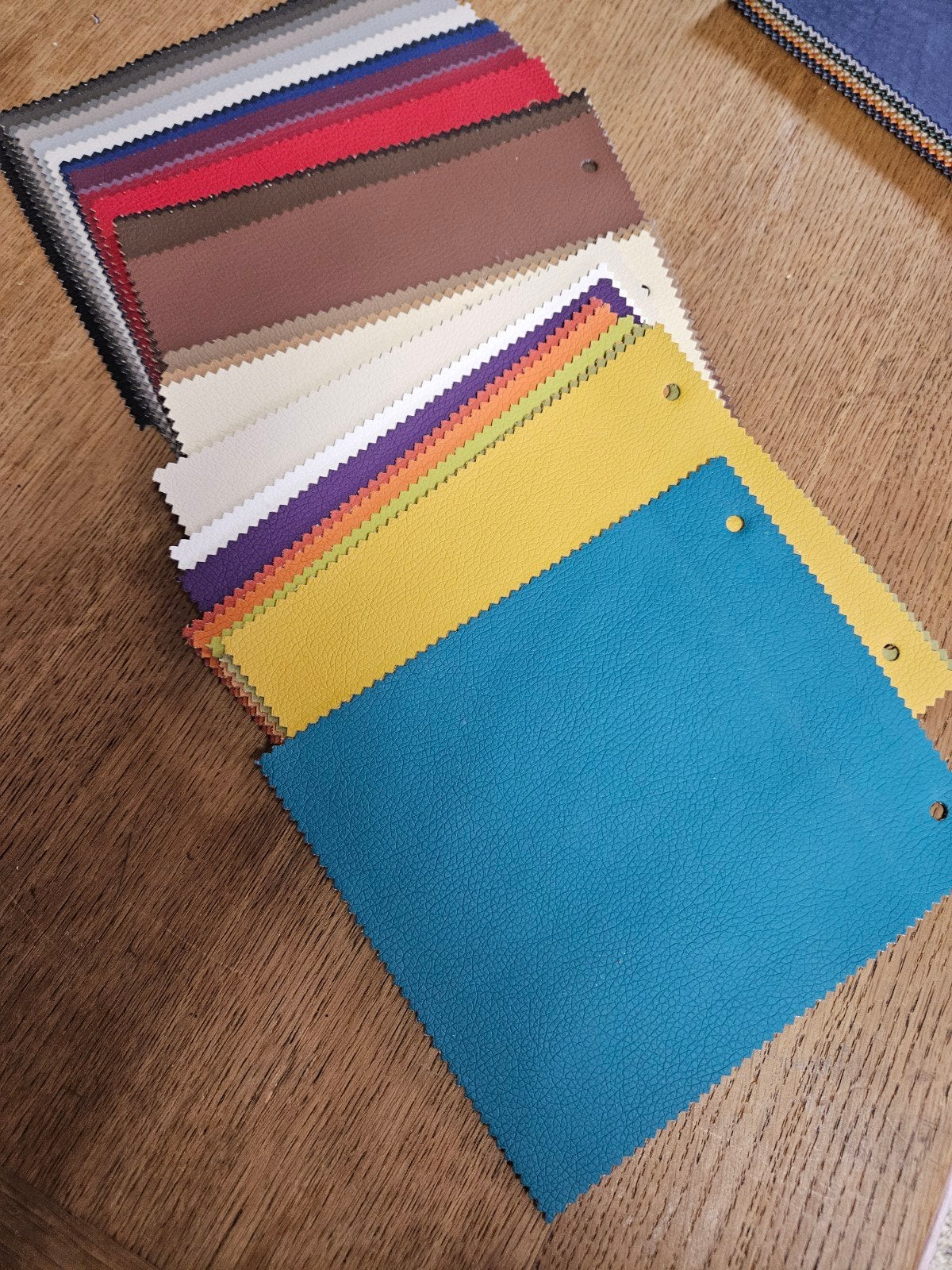lapjes kunstleder 30st, Ophalen of Verzenden