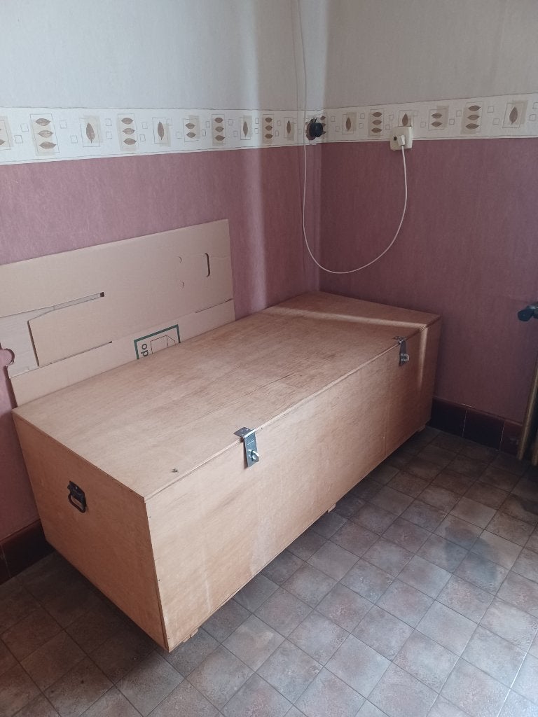 houten kist op wieltjes, Ophalen