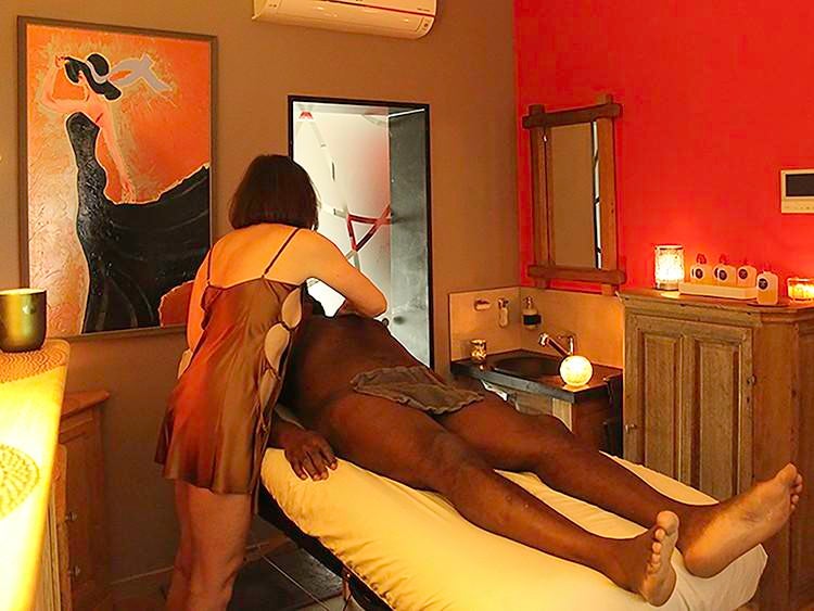 Massage relaxant & tantra