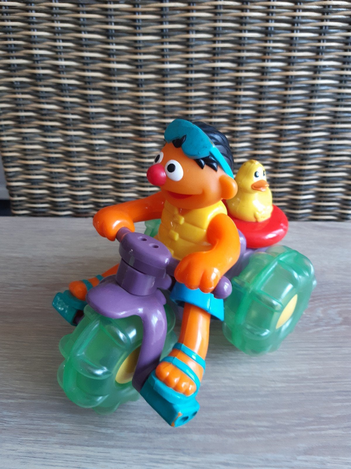 Sesamstraat Ernie, Ophalen, Gebruikt