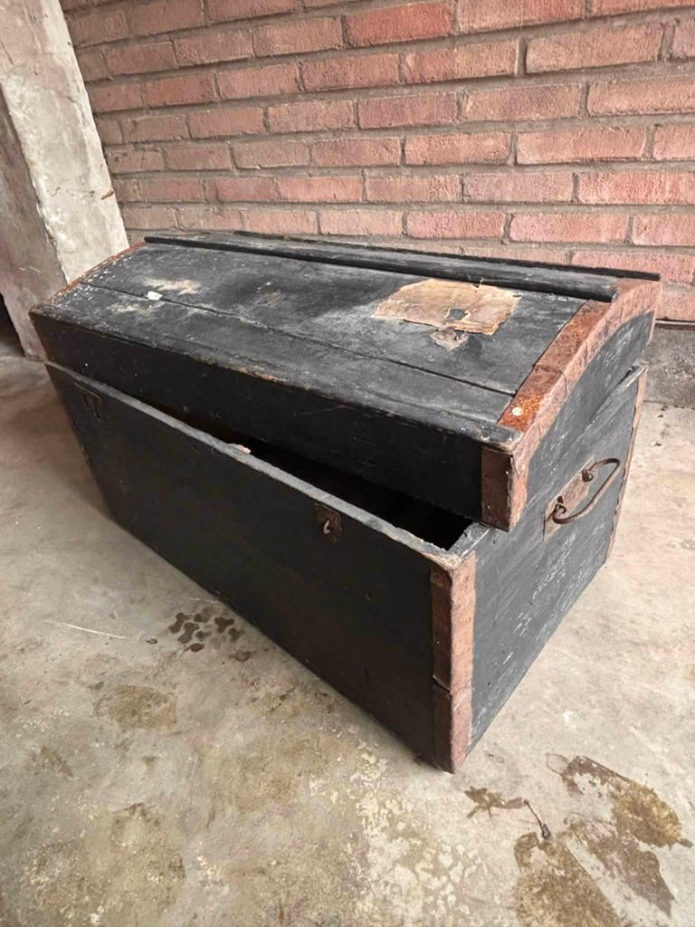 Vieux coffre, Huis en Inrichting, Woonaccessoires | Kisten, Ophalen, Gebruikt