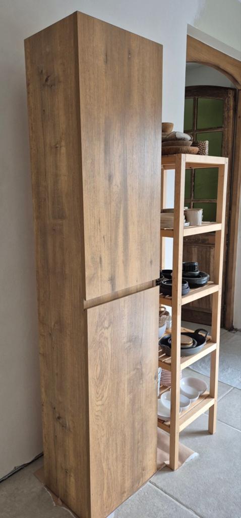 Armoire haute - Armoire à colonne - Aspect chêne, Maison & Meubles, Armoires | Autre, Enlèvement