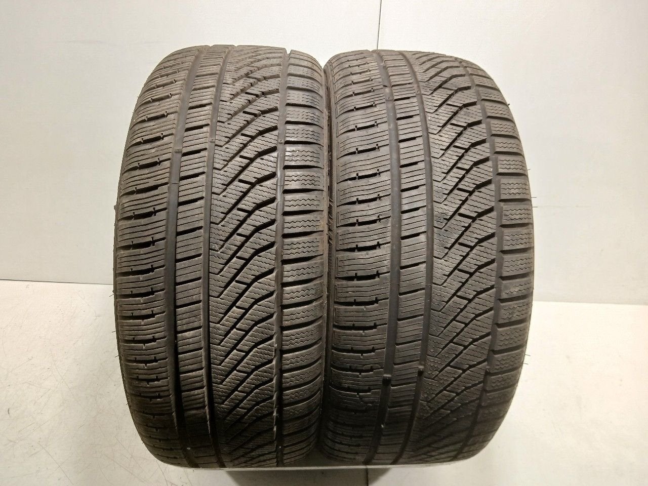 Bandenset 2 stuks Winter 225 45 R17, Autos : Pièces & Accessoires, Pneus & Jantes, Onderdelen@venauto.nl, Van der Ven Autorecycling B.V.