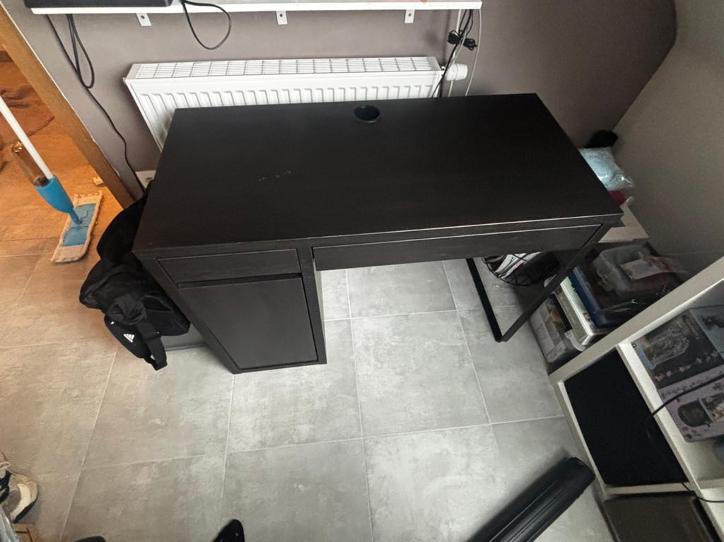 IKEA MICKE bureau zwart, Comme neuf, IKEA, Espace de rangement, Enlèvement