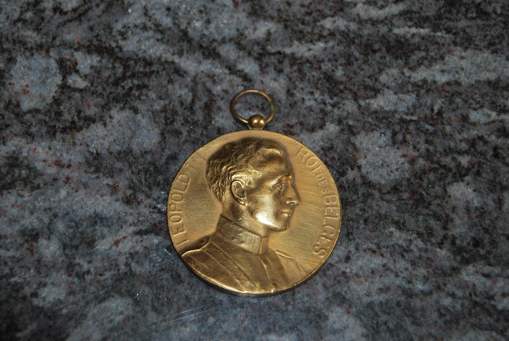 MEDAILLE LEOPOLD III et CONCOUR VILVORDE, Enlèvement ou Envoi