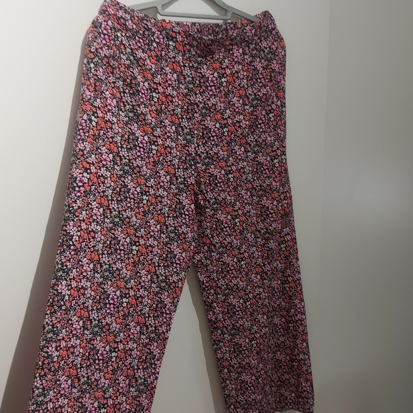 pantalon fluide et léger été, Kleding | Dames, Broeken en Pantalons, Vero Moda, Zo goed als nieuw, Roze, Lang