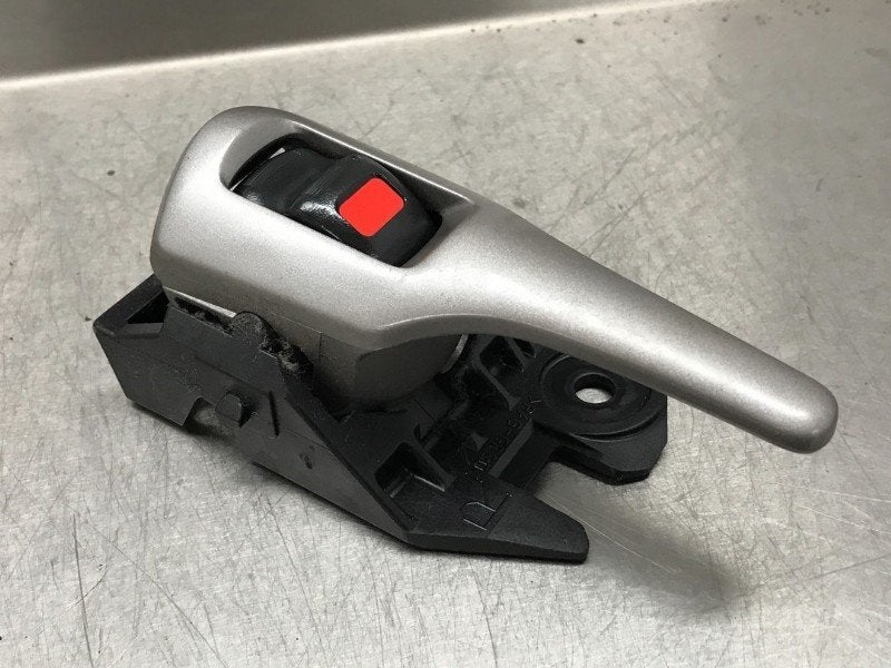 POIGNEE EXTERIEURE ARRIÈRE DROITE Toyota Urban Cruiser, Utilisé, Arrière, Toyota
