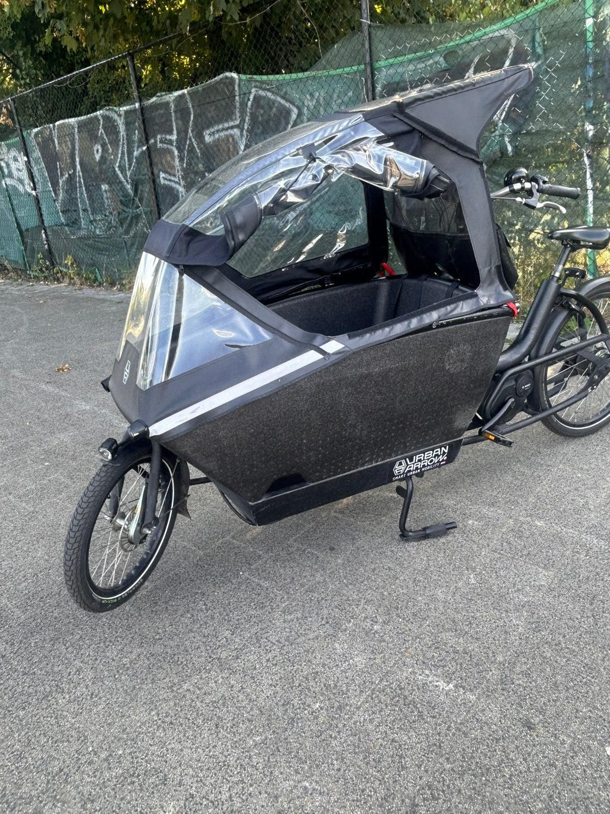 Urban Arrow 2018 avec housse, verrouillsiège/de la batterie, Vélos & Vélomoteurs, Autres marques, Enlèvement ou Envoi, Bâche, Comme neuf