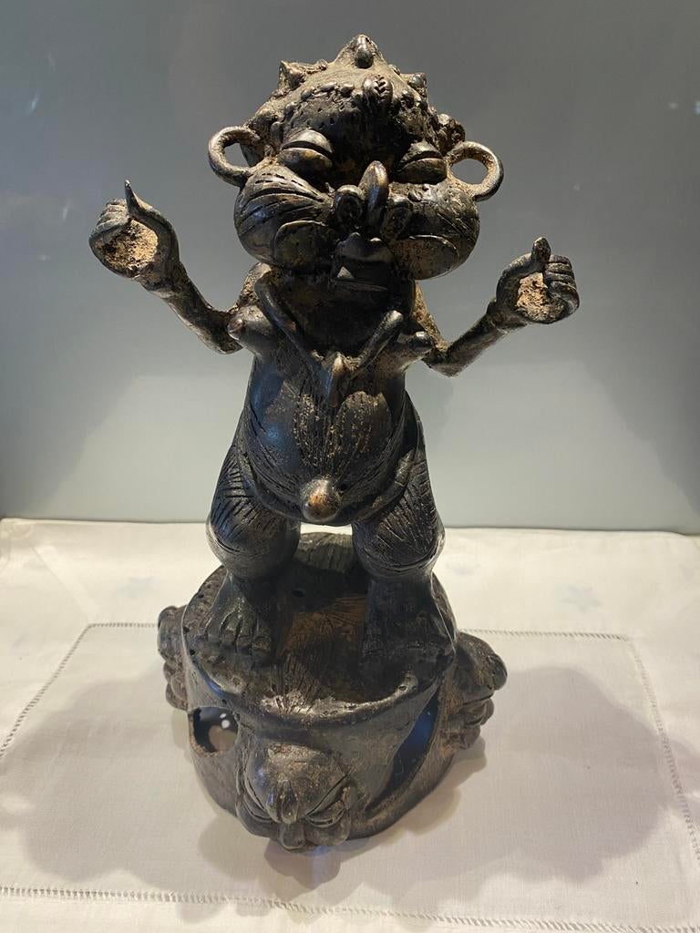 Maternité en bronze - Art Tikar du Cameroun, Enlèvement, Bronze