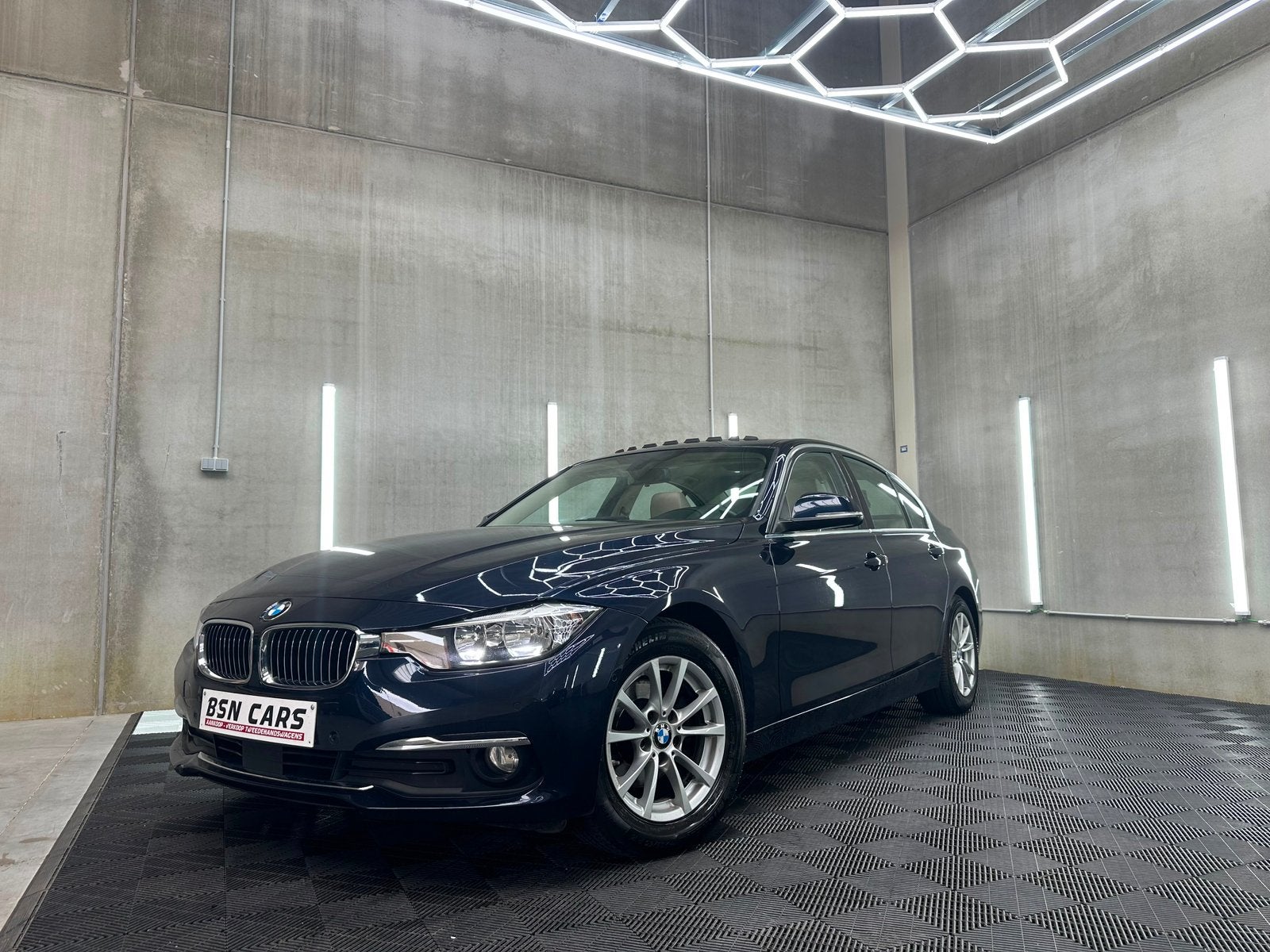 BMW 320D/OPENDAK/HARMANKARDON/LANE/LEER/HEADUP/GARANTIE, Auto's, Automaat, Achterwielaandrijving, 1995 cc, Blauw