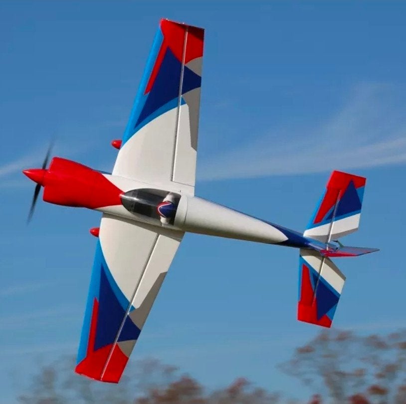 Vous recherchez une boîte 3D d'environ 2,2 m complète ?, Hobby & Loisirs créatifs, Modélisme | Radiocommandé & Téléguidé | Avions