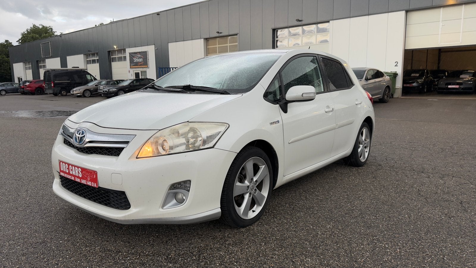 Toyota Auris 1.8 VVT-i Benzine HYBRIDE Automaat  Executive, Auto's, Automaat, Testrit aan huis, Stof, 4 cilinders