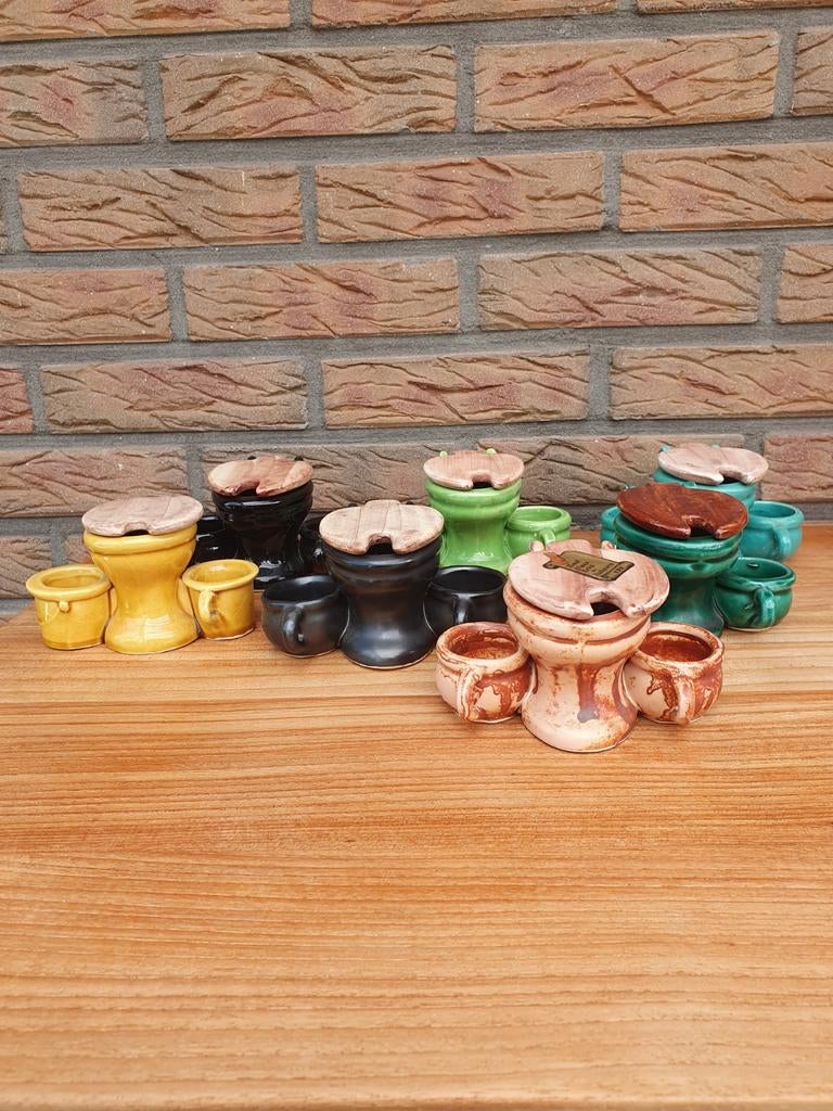 Mini WC potjes, Ophalen