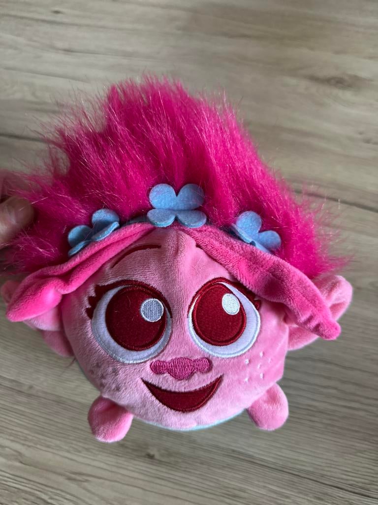 Zachtroze Trolls knuffel - kinderfiguur, Ophalen of Verzenden, Zo goed als nieuw