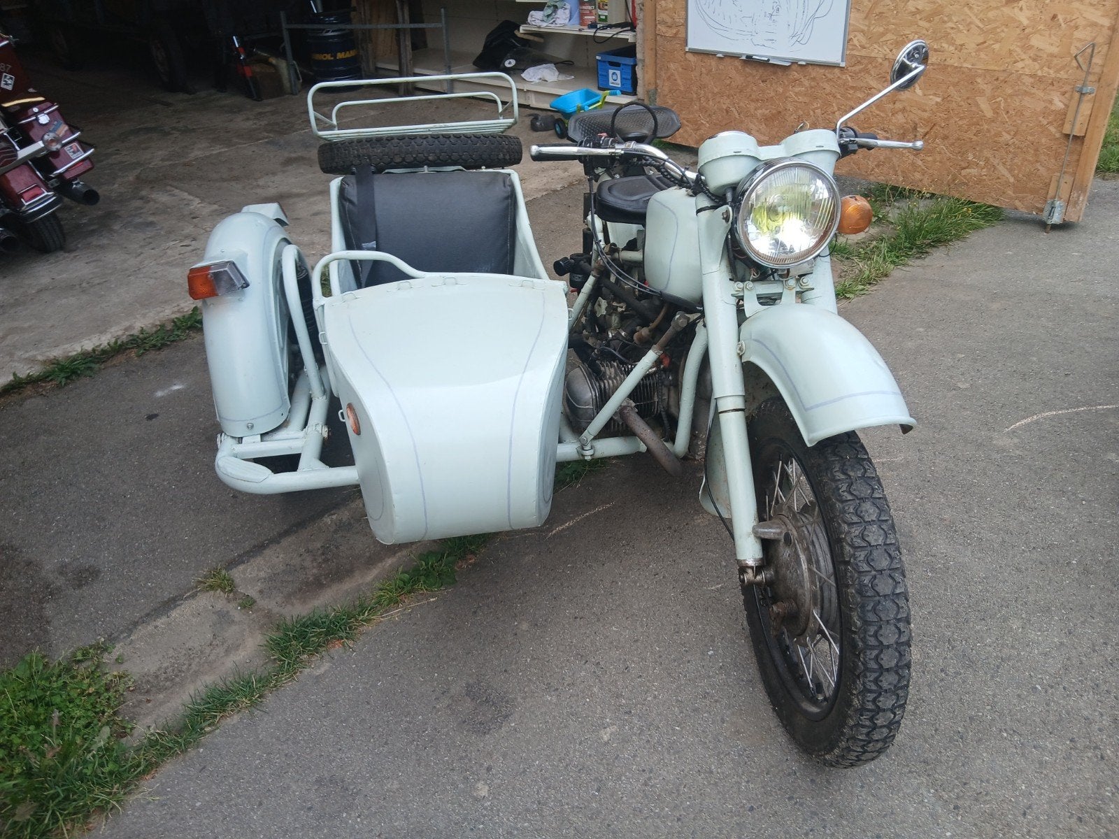 Dnepr mt11 moins de 6000km de 1993, Occasion, 2 cylindres, Permis Moto A2 minimum, 650 cm³
