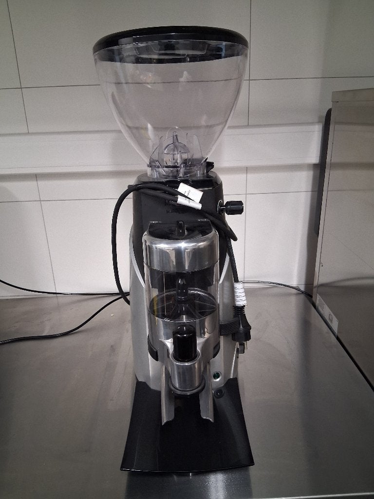 Casadio Theo 84 AUT koffiemaler (nieuw), Elektronische apparatuur, Ophalen, Koffiemolen