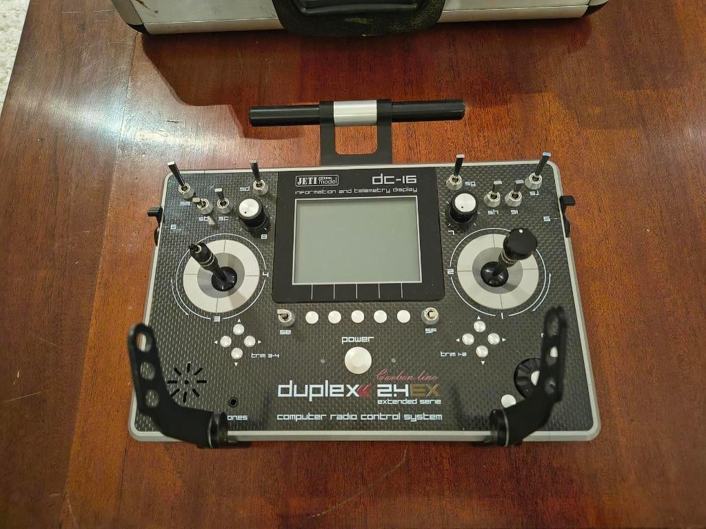 jeti dc16 Carbon, Hobby en Vrije tijd, Modelbouw | Radiografisch | Vliegtuigen, Zo goed als nieuw, Ophalen