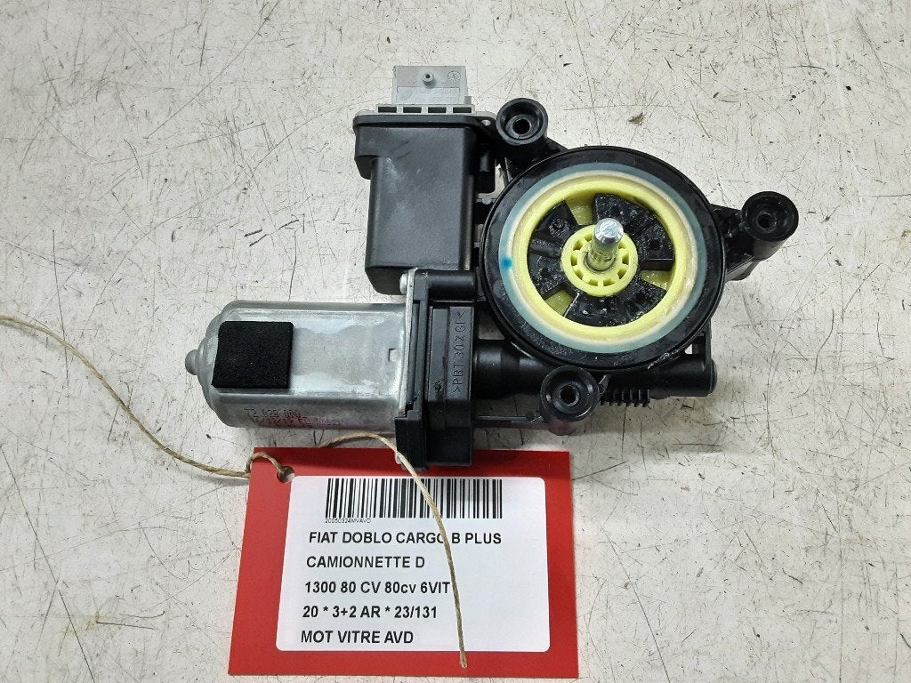 MOTOR RAAMMECHANIEK RECHTS VOOR Fiat Doblo Cargo (263), Auto-onderdelen, Gebruikt, Mevr. I. Hauben, Fiat, Rue de l'Espoir 34 34
4030  GRIVEGNÉE, BE